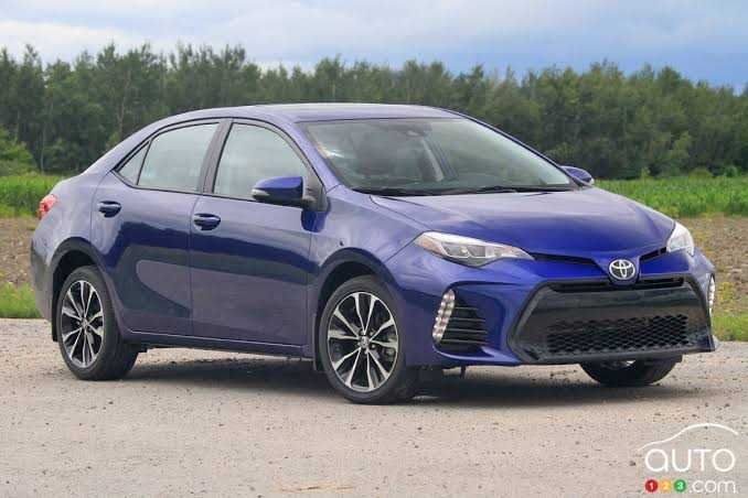 Toyota corolla 5 seats